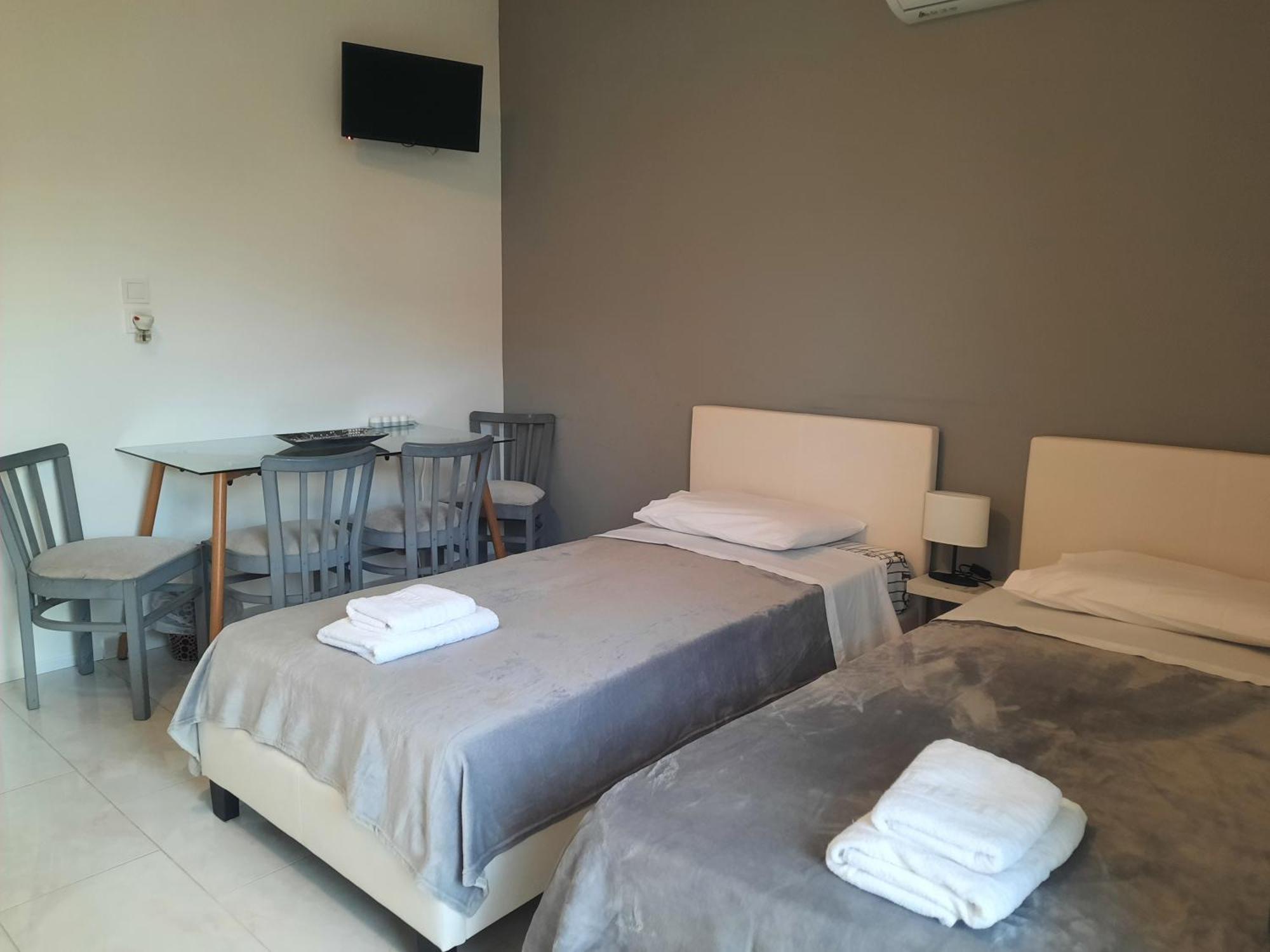 Galotel Agnoudas Near The Airport Markópoulon Zewnętrze zdjęcie